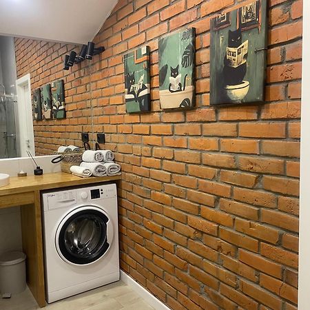 «Гори́Ще На Площі Польський Ринок» Kamianets-Podilskyi Exterior foto