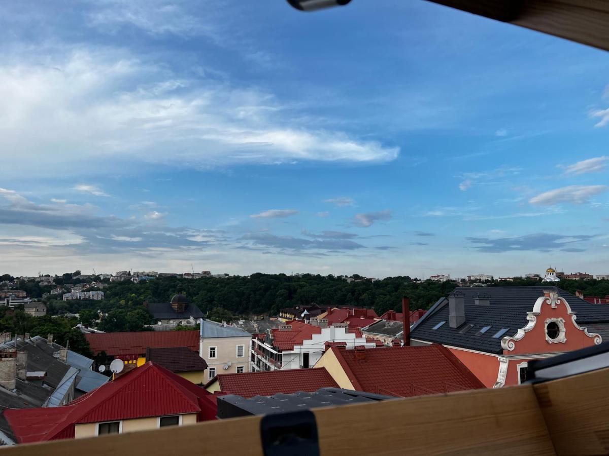 «Гори́Ще На Площі Польський Ринок» Kamianets-Podilskyi Exterior foto